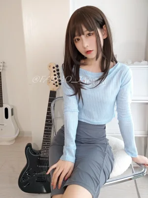 迷之呆梨《吉他妹妹》主题写真：102张全套美图，含4个视频