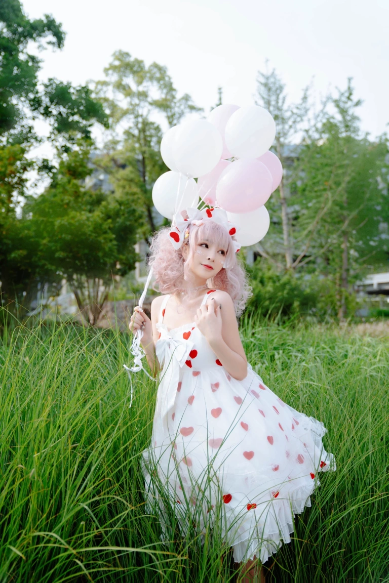 叉子宝宝《夏日》主题写真：12张全套美图