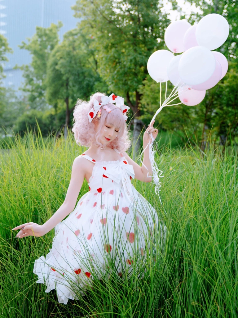 叉子宝宝《夏日》主题写真：12张全套美图