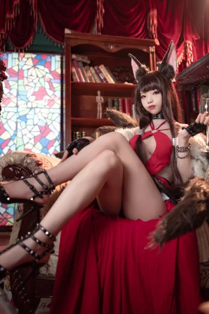 狐玖玖《碧蓝航线 赤城》主题写真：17张全套美图