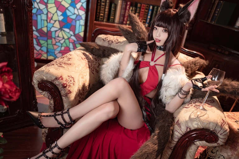 狐玖玖《碧蓝航线 赤城》主题写真：17张全套美图