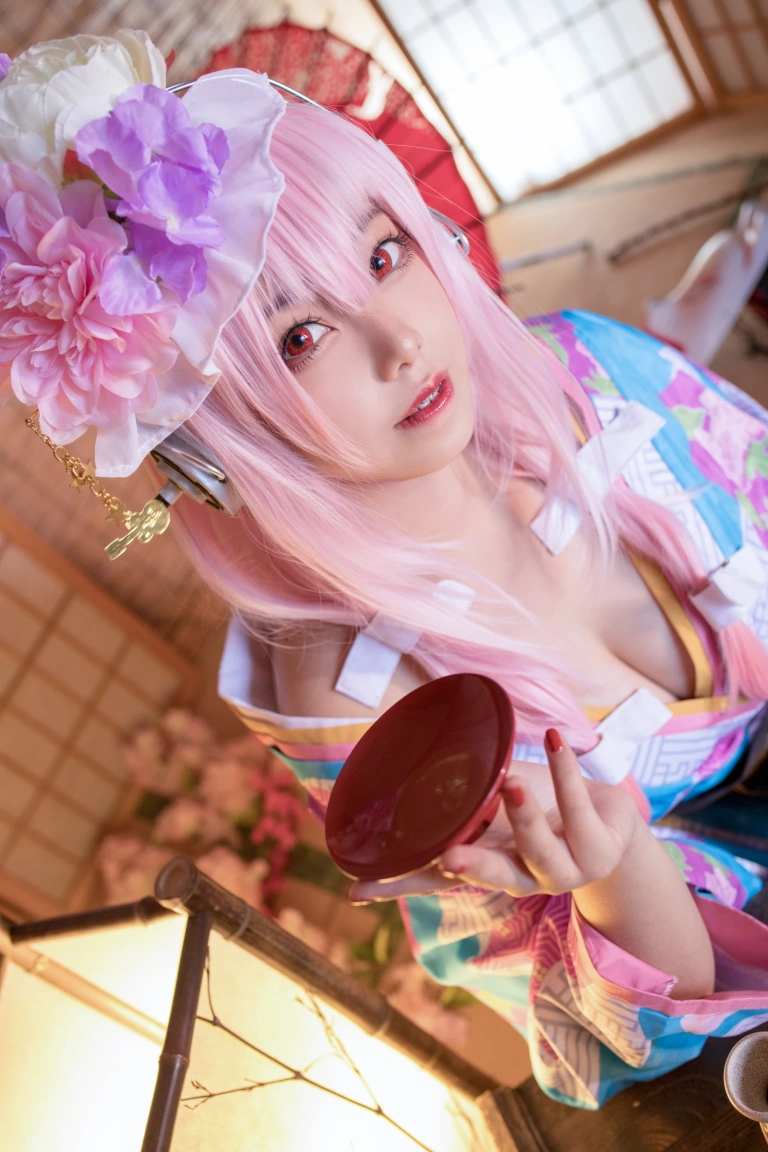 蜜汁猫裘《索尼子和服》主题写真：19张全套美图