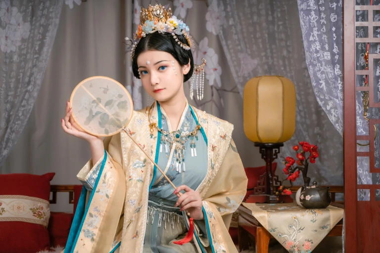 许枳《小公主》主题写真：21张全套美图