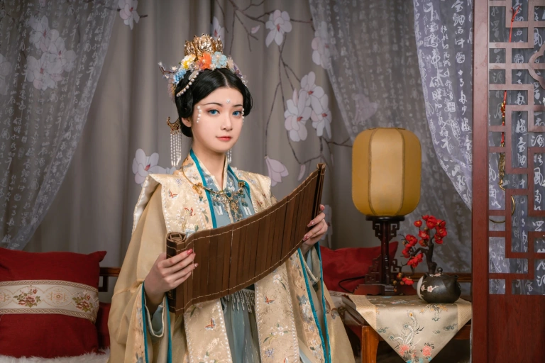 许枳《小公主》主题写真：21张全套美图