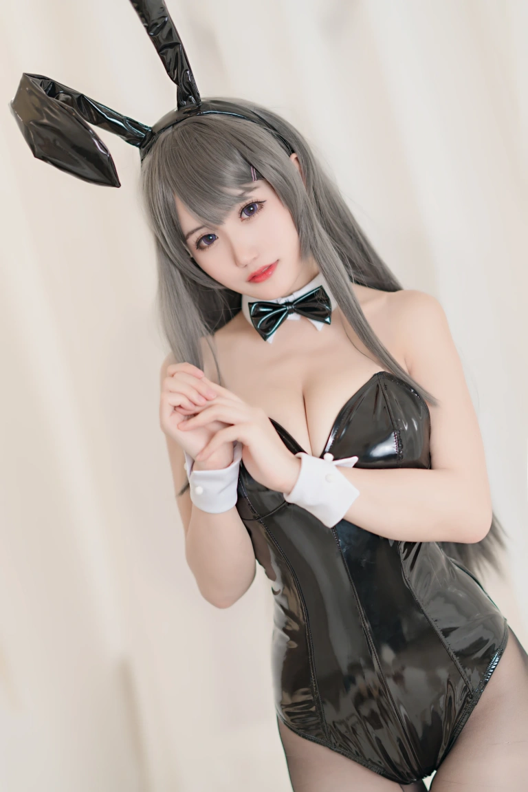 小仓千代《麻衣兔女郎》主题写真：24张全套美图