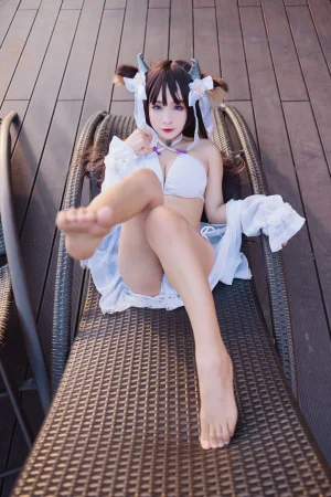 九九八《牛牛吖》主题写真：26张全套美图