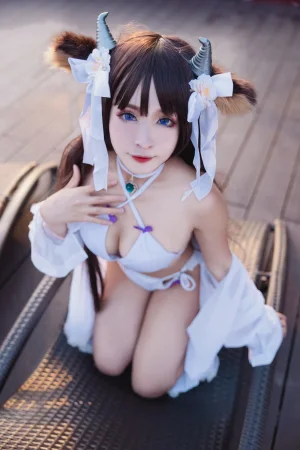 九九八《牛牛吖》主题写真：26张全套美图