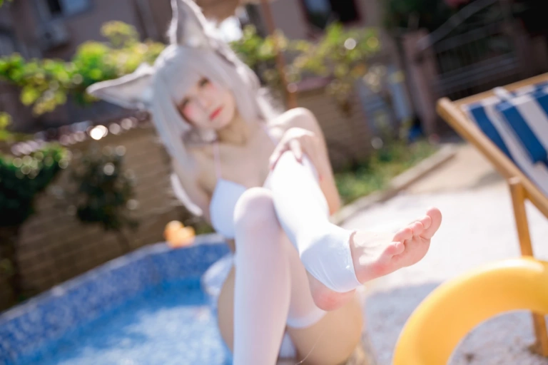 九柒喵《朝凪泳装》主题写真：29张全套美图