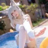 九柒喵《朝凪泳装》主题写真：29张全套美图