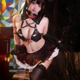 伊喵君《萝贝莉雅》主题写真：29张全套美图