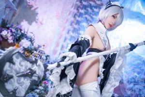虎森森《2B女仆》主题写真：15张全套美图