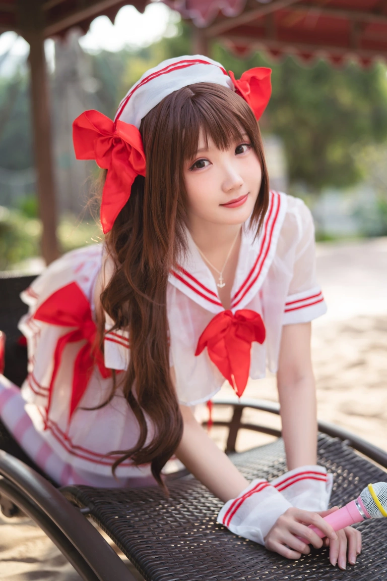 瓜希酱《岛村卯月 泳衣》主题写真：30张全套美图