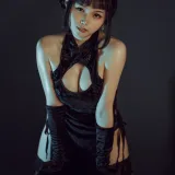 七月喵子《穿旗袍耍剑》主题写真：32张全套美图