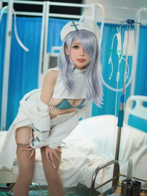 樱岛嗷一《魔太郎蓝白医生》主题写真：40张全套美图，含1个视频