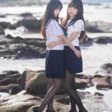 三無人型《水手服百合黑丝（&不呆猫）》主题写真：51张全套美图，含1个视频
