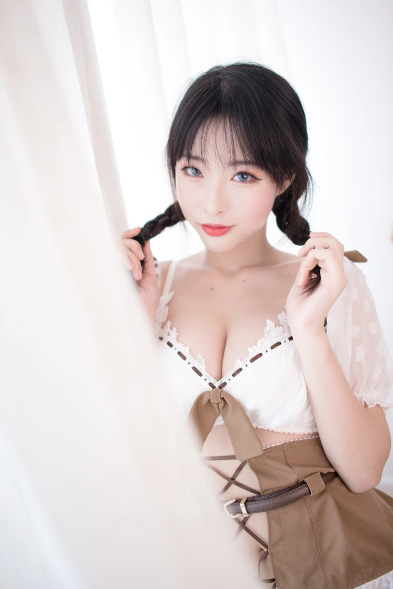 清水由乃《七三复古》主题写真：57张全套美图