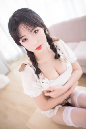 清水由乃《七三复古》主题写真：57张全套美图