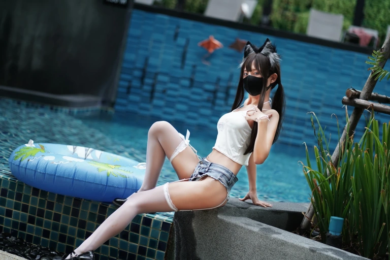 三水子《猫猫蓝白比基尼》主题写真：85张全套美图，含1个视频