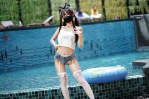 三水子《猫猫蓝白比基尼》主题写真：85张全套美图，含1个视频
