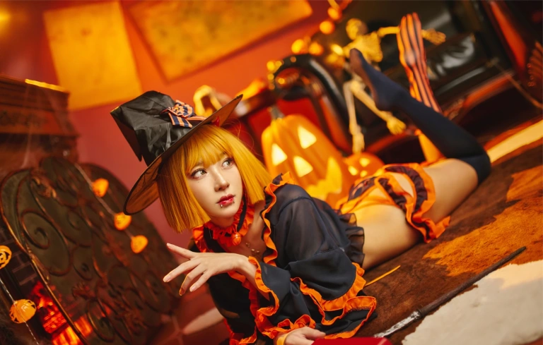 阿包也是兔娘《万圣节》主题写真：8张全套美图