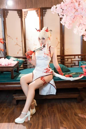 小和甜酒&阿呀被发现了Aya《年夕旗袍双人御守》主题写真：199张全套美图