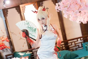 小和甜酒&阿呀被发现了Aya《年夕旗袍双人御守》主题写真：199张全套美图