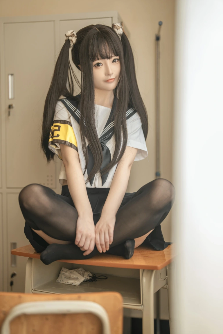 桃良阿宅《教室JK》主题写真：33张全套美图