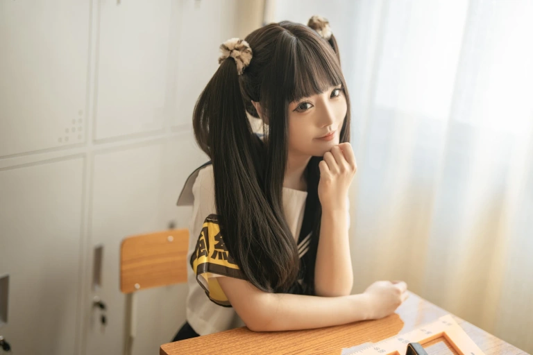 桃良阿宅《教室JK》主题写真：33张全套美图