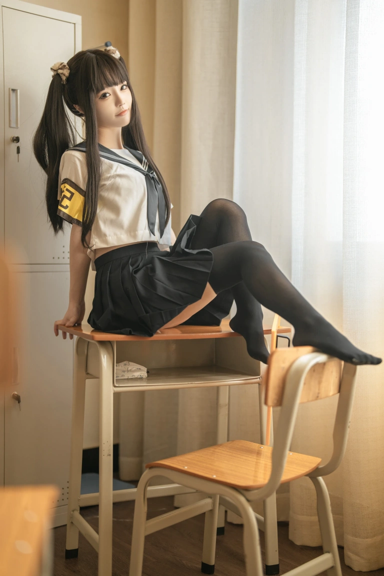 桃良阿宅《教室JK》主题写真：33张全套美图