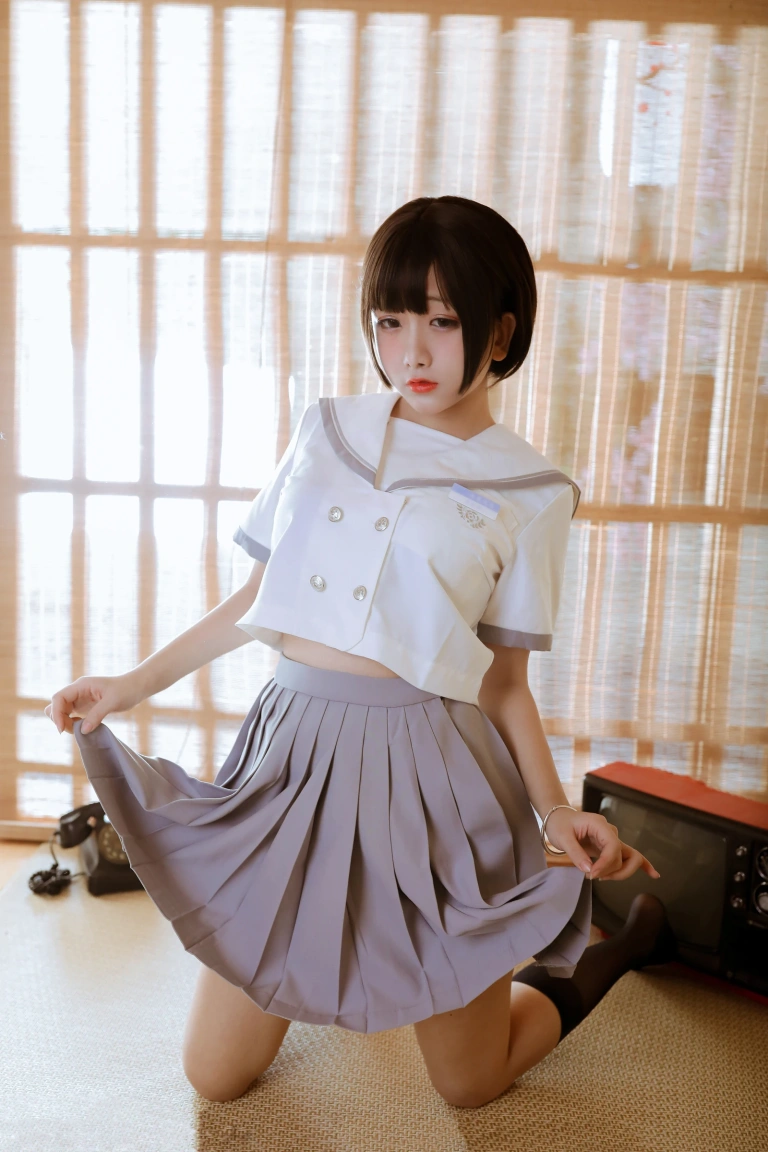 日奈娇(椎名莜)《和风jk》主题写真：40张全套美图
