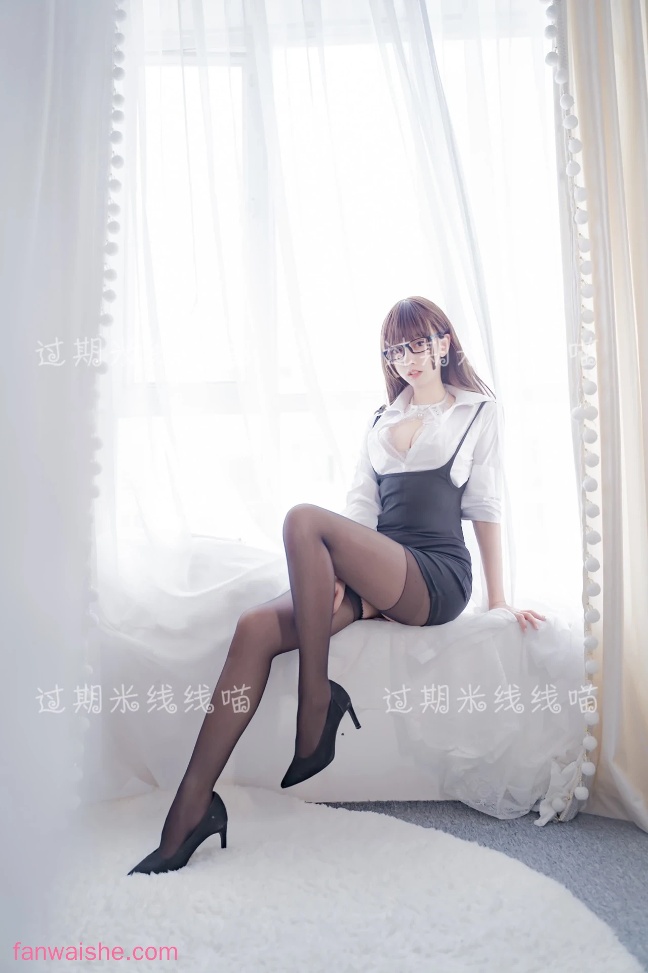 过期米线线喵 过期米线线喵 NO.004 - 白色ol