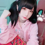 星之迟迟《VOL.4 元气女仆包》主题写真：66张全套美图
