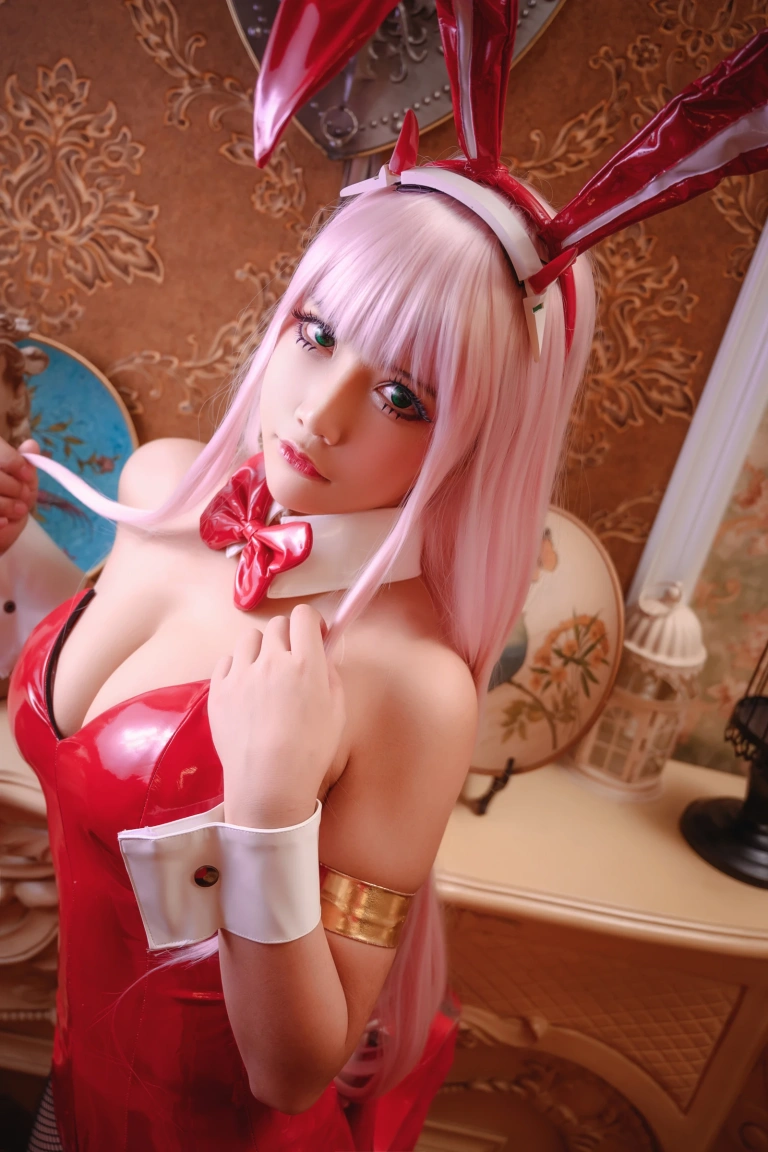 抱走莫子《02兔女郎》主题写真：40张全套美图