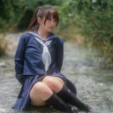 雫しずく《川で水遊び》主题写真：110张全套美图