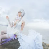 叉子宝宝《碧蓝光辉》主题写真：11张全套美图