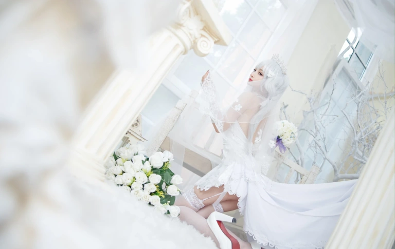 叉子宝宝《碧蓝光辉》主题写真：11张全套美图