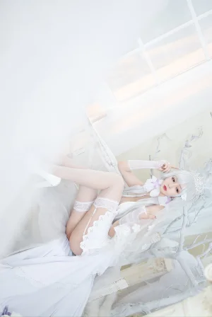 叉子宝宝《碧蓝光辉》主题写真：11张全套美图
