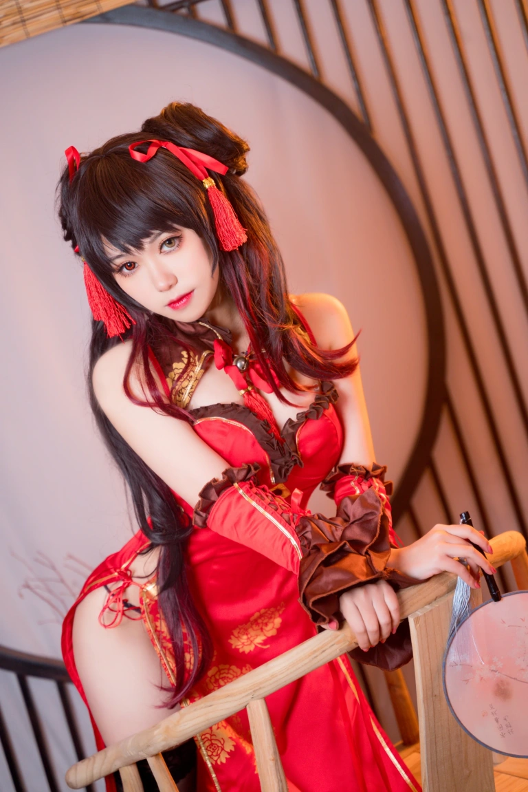 芋圆侑子《狂三》主题写真：12张全套美图