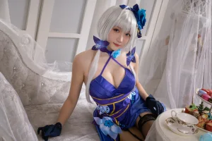 瓜希酱《光辉 茶会》主题写真：18张全套美图