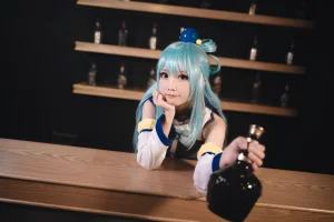 面饼仙儿《阿克亚》主题写真：20张全套美图