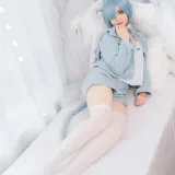 许枳《蕾姆的小床》主题写真：21张全套美图