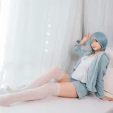 许枳《蕾姆的小床》主题写真：21张全套美图