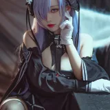 宮本桜《奥古斯特》主题写真：25张全套美图