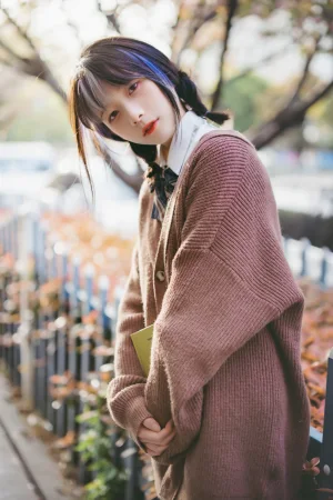清青琴玖《想和你一起在四月吹春风》主题写真：25张全套美图