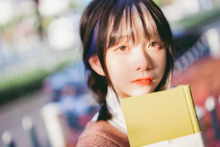 清青琴玖《想和你一起在四月吹春风》主题写真：25张全套美图