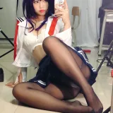 白烨《学姐校服自拍》主题写真：26张全套美图