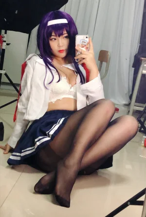 白烨《学姐校服自拍》主题写真：26张全套美图