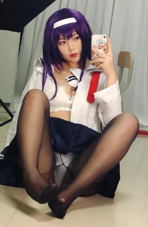白烨《学姐校服自拍》主题写真：26张全套美图