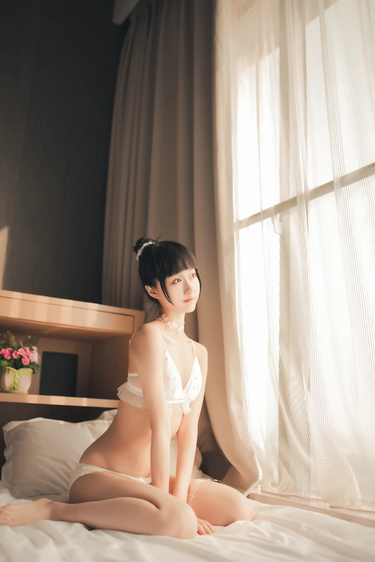 木棉棉《暖洋洋私房》主题写真：28张全套美图