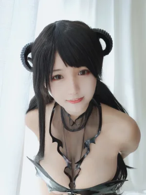 小仓千代《魅魔》主题写真：32张全套美图